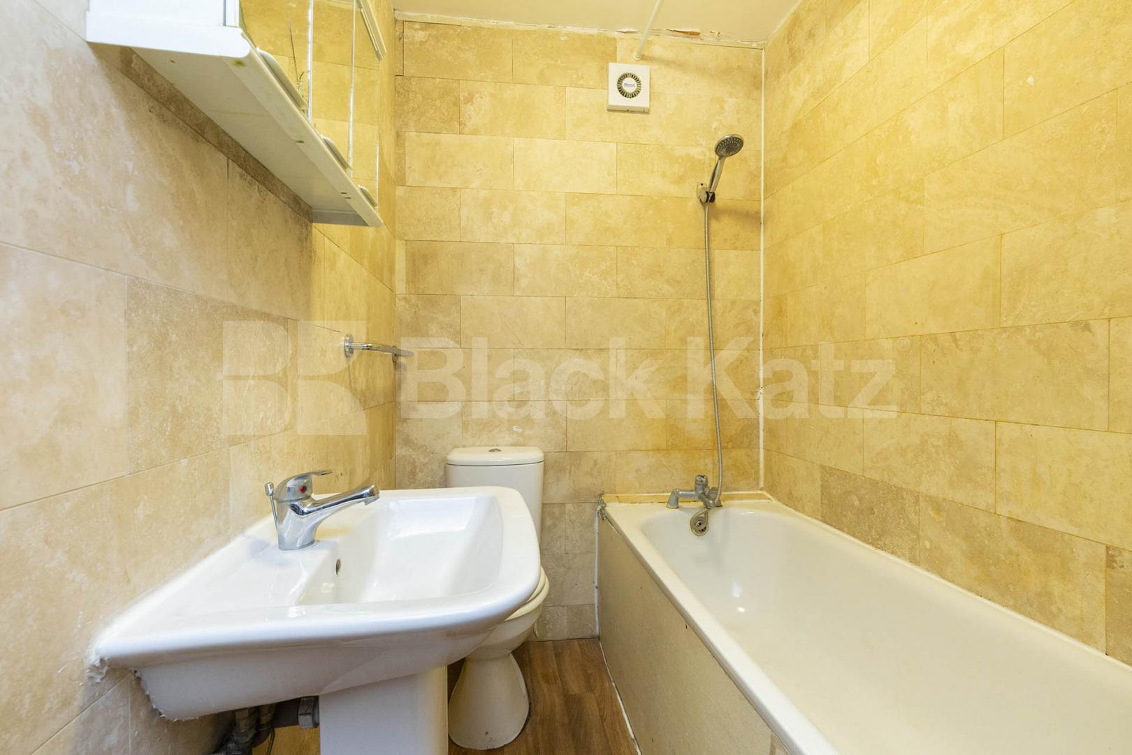 Spacious three double bedroom in a great location Davenant Road, Archway